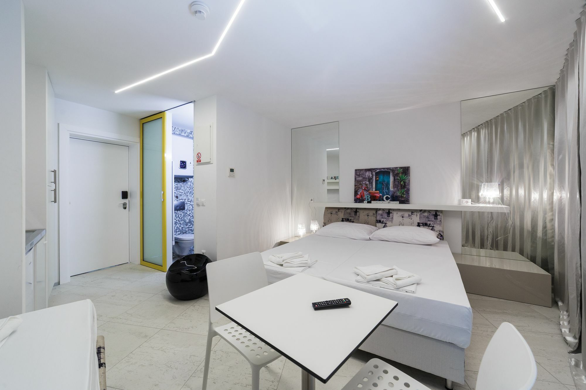 Hotel Pansion Sretno Pasko Sunce Новаля Екстериор снимка